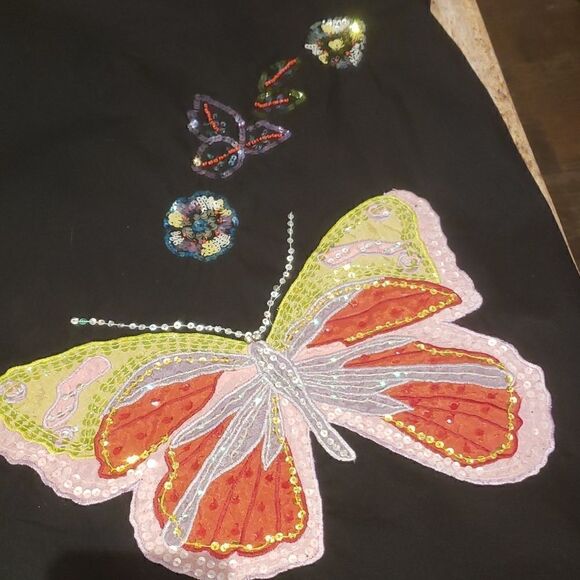 Black circle skirt with sequin embellishments size 12 - Picture 2 of 10